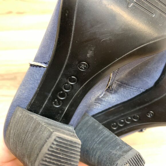 Ecco Shape 75 Ankle Bootie EU 38 US 7 Marine Blue Nubuck Leather High Heel - Picture 10 of 13